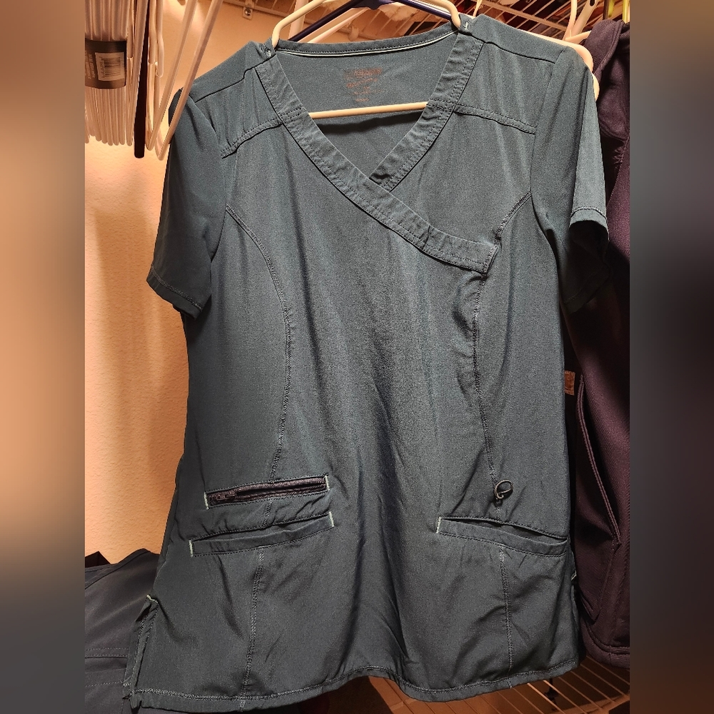 Womens Scrub top